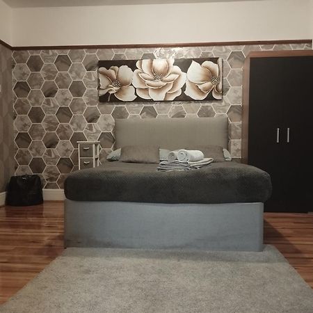 Bright Apartments Peterborough Kamer foto